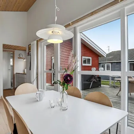 2 Bedroom Stunning In Holiday home